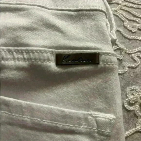 KanCan High Rise  White Stretch Skinny Jeans NWT Size 0. - Picture 9 of 15
